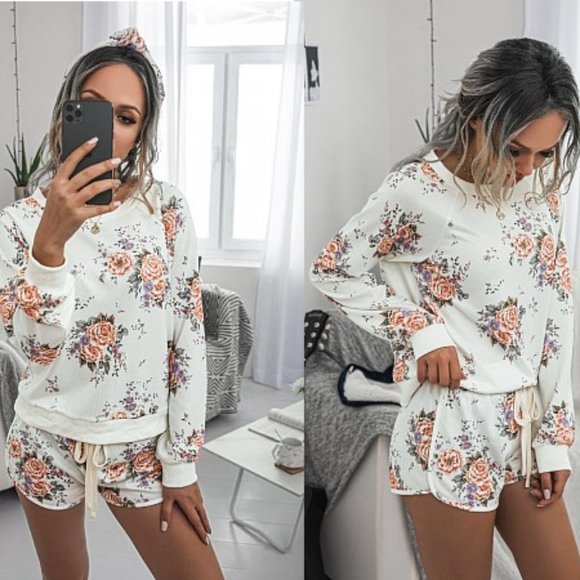 LAST ONE Comfy Round Neck Solid loungewear - Picture 3 of 3